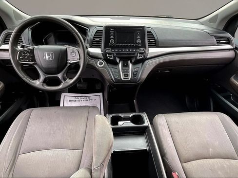Used 2018 Honda Odyssey LX image 7