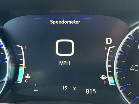 New 2027 Chrysler Pacifica Select FWD image 30