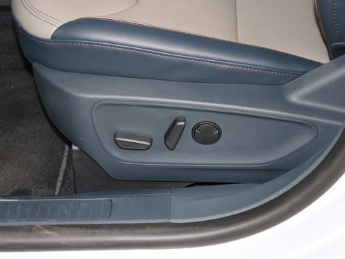 New 2026 Ford Maverick Lariat w/ 4K Tow Package image 21