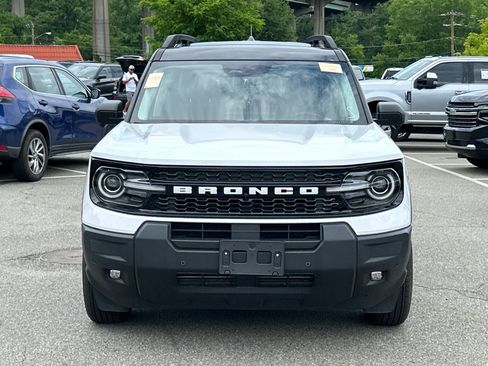 Certified 2025 Ford Bronco Sport Outer Banks w/ Outer Banks Tech Package+ AWD/4WD image 6