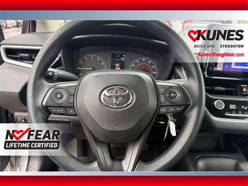 Used 2023 Toyota Corolla LE image 24