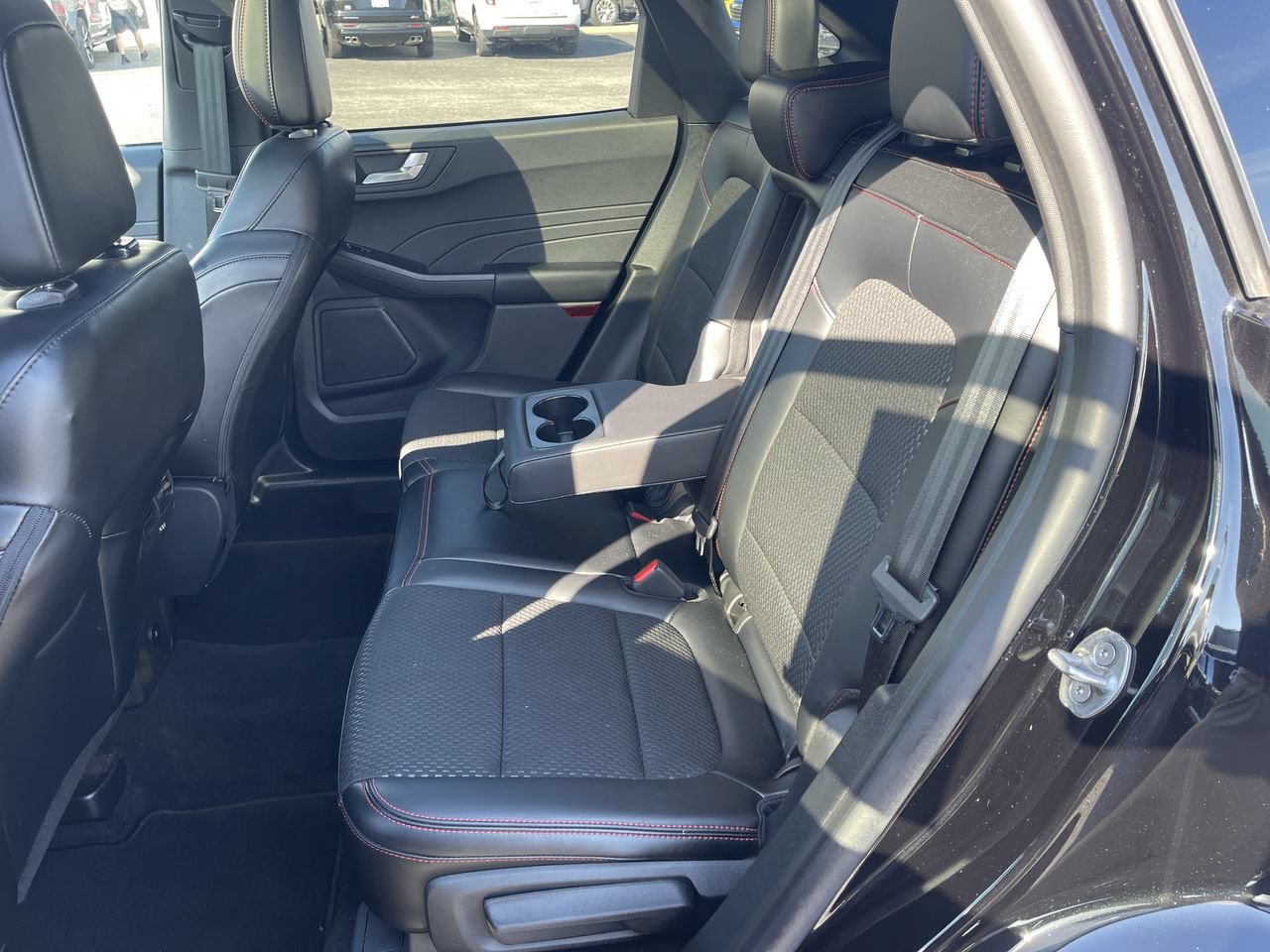 Used 2024 Ford Escape ST-Line w/ Tech Pack #1 AWD/4WD image 25