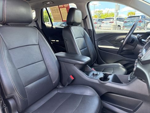 Used 2020 GMC Terrain SLT w/ Preferred Package FWD image 32