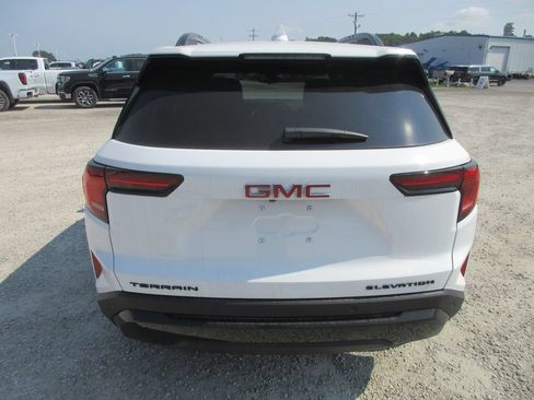 New 2026 GMC Terrain Elevation w/ Black Edition FWD image 5