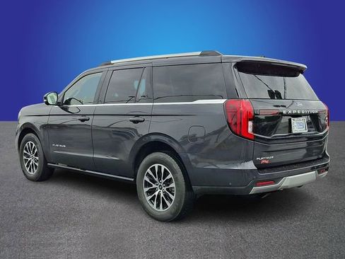 Used 2025 Ford Expedition Platinum AWD/4WD image 6