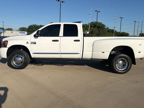 Used 2007 Dodge Ram 3500 Truck Laramie w/ Trailer Tow Group AWD/4WD image 10