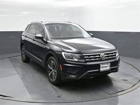Used 2018 Volkswagen Tiguan SEL image 22