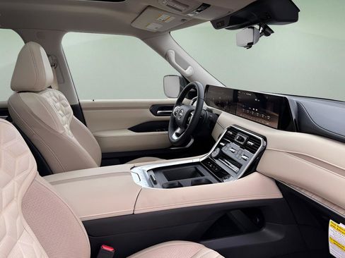 New 2026 Nissan Armada Platinum image 17