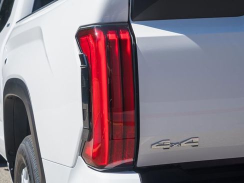 New 2026 Toyota Tundra SR5 AWD/4WD image 7