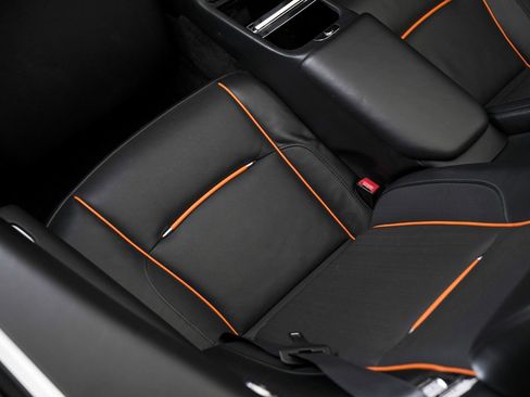 Used 2020 Rolls-Royce Dawn image 54