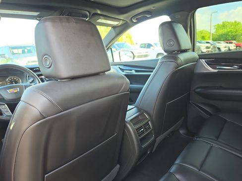Used 2024 Cadillac XT5 Premium Luxury FWD image 11