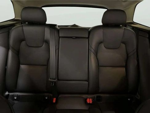 Used 2025 Volvo XC60 B5 Core AWD/4WD image 78