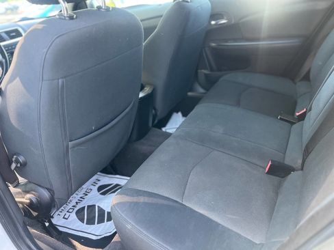 Used 2012 Dodge Avenger SXT image 20