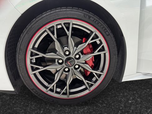 Used 2024 Chevrolet Corvette Stingray Preferred Cpe w/ 2LT image 10