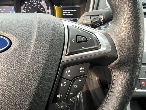 Used 2019 Ford Fusion SEL image 23