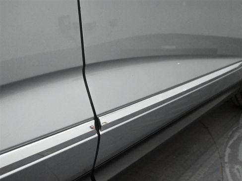 Certified 2023 Acura MDX SH-AWD w/ Technology Package image 14