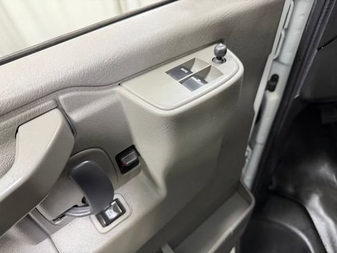 Used 2020 Chevrolet Express 2500 w/ Driver Convenience Package RWD image 17