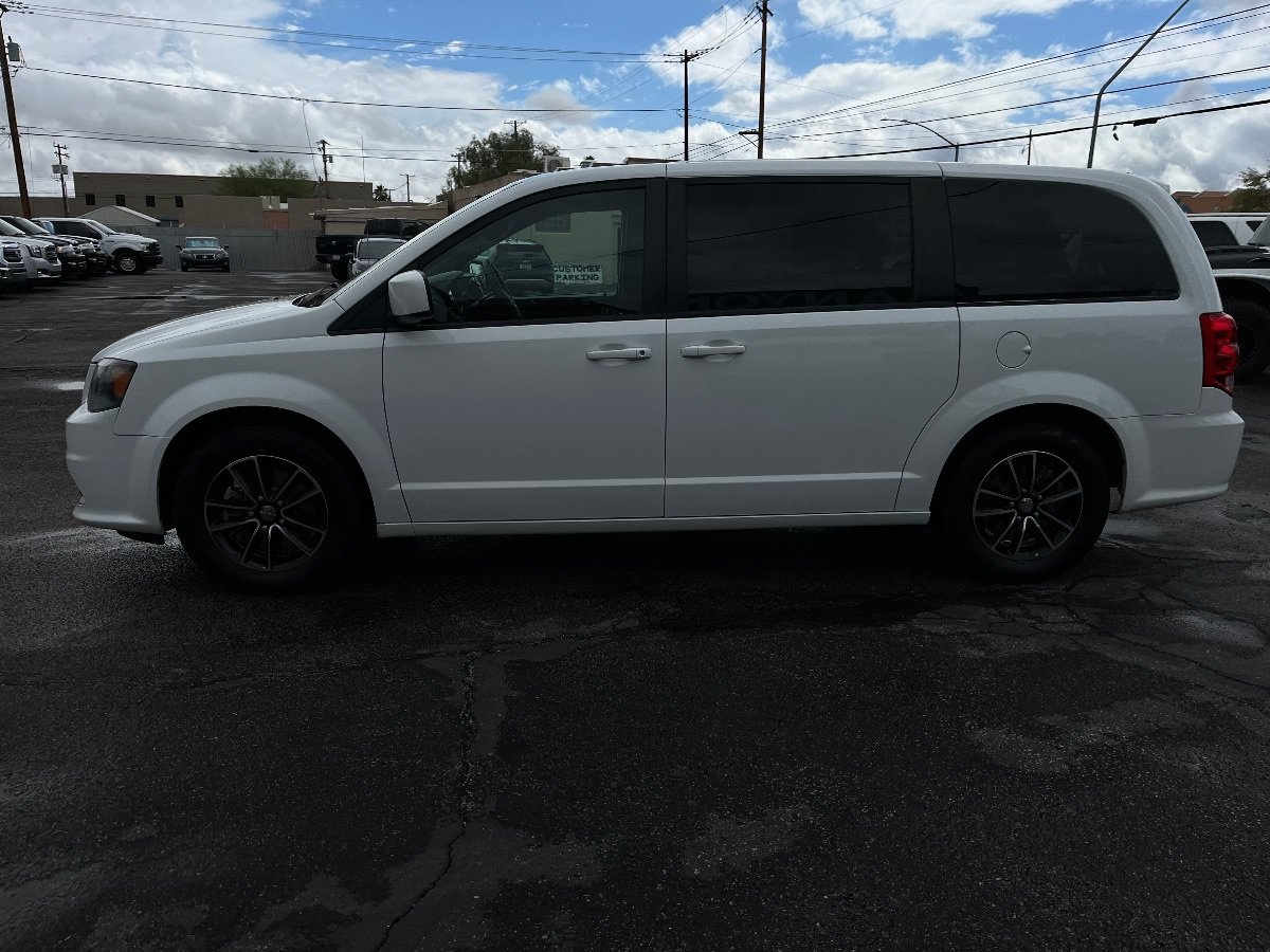 Used 2018 Dodge Grand Caravan SE FWD image 9