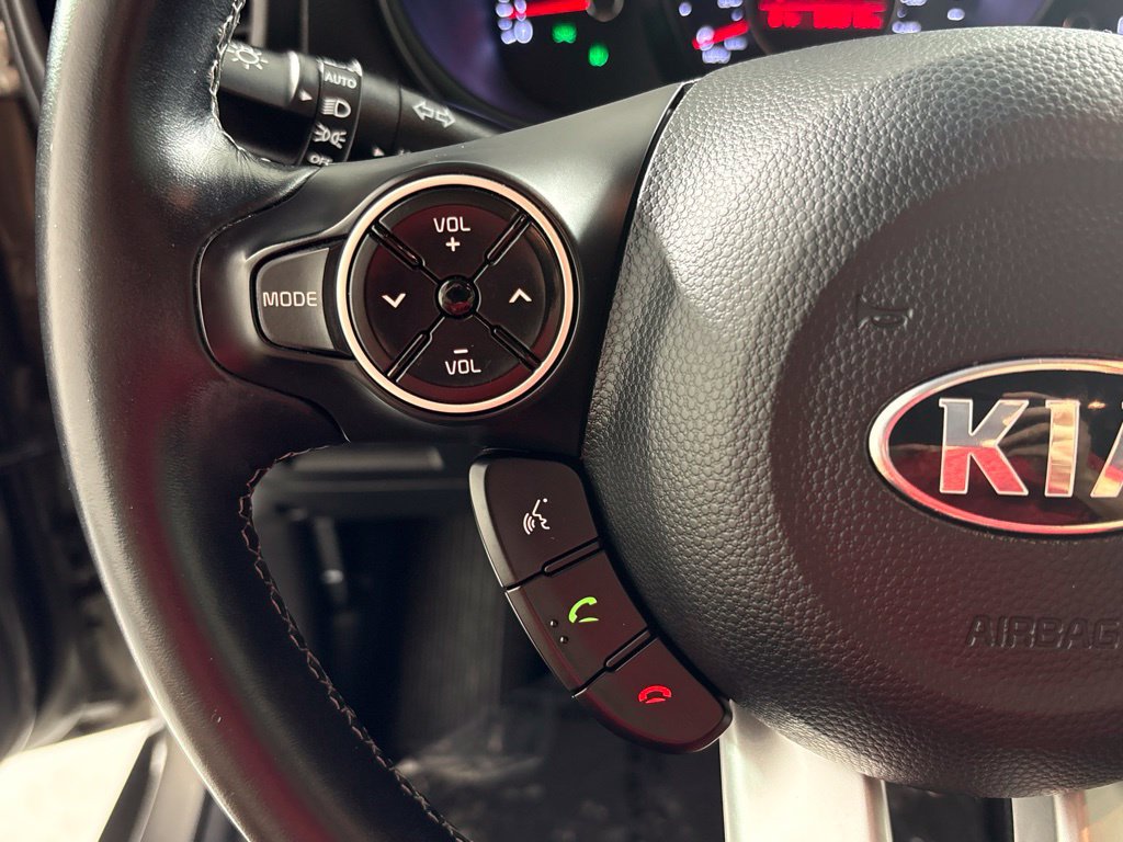 Used 2019 Kia Soul + w/ Audio Package FWD image 29