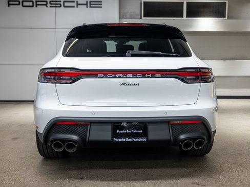 Certified 2026 Porsche Macan AWD/4WD image 7