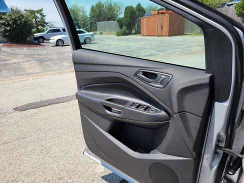 Used 2019 Ford Escape S FWD image 16