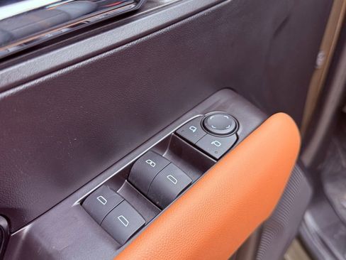 Used 2024 GMC Canyon AT4 w/ Technology Package image 21