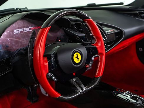 Certified 2025 Ferrari SF90 Spider Base image 5