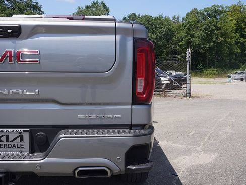 Used 2024 GMC Sierra 1500 Denali AWD/4WD image 20