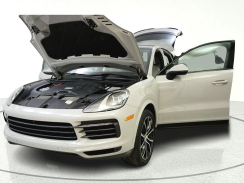 Used 2023 Porsche Cayenne Platinum Edition AWD/4WD image 10