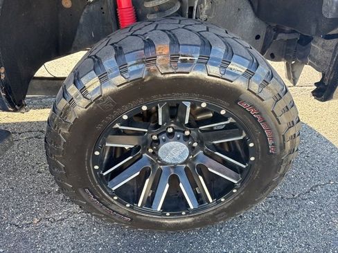 Used 2016 Ford F250 Platinum w/ Platinum Package image 26