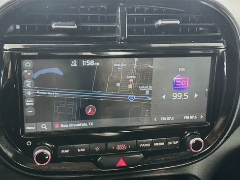 Used 2022 Kia Soul EX FWD image 21
