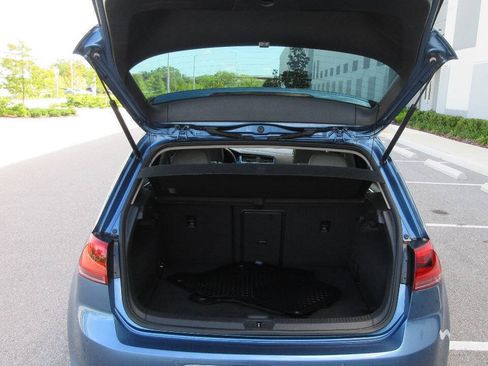 Used 2015 Volkswagen e-Golf SEL Premium FWD image 17