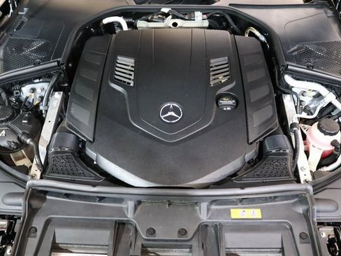 Used 2022 Mercedes-Benz S 580 4MATIC Sedan w/ Rear Seat Package image 33