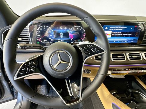 New 2026 Mercedes-Benz GLE 580 4MATIC image 11