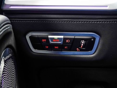 Used 2023 BMW XM w/ M Driver's Package AWD/4WD image 40