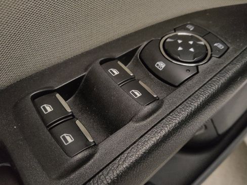 Used 2018 Ford Fusion S FWD image 27