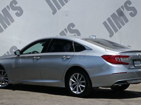 Used 2021 Honda Accord LX image 7