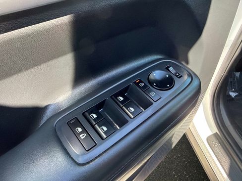 Used 2025 Hyundai Santa Fe SEL image 18