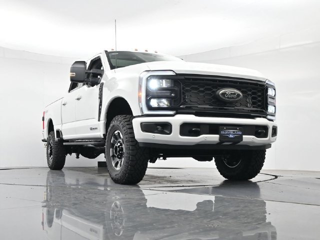 New 2026 Ford F350 Lariat w/ Tremor Off-Road Package AWD/4WD image 43