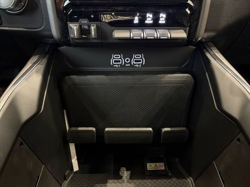New 2026 RAM 1500 Laramie w/ Night Edition AWD/4WD image 17