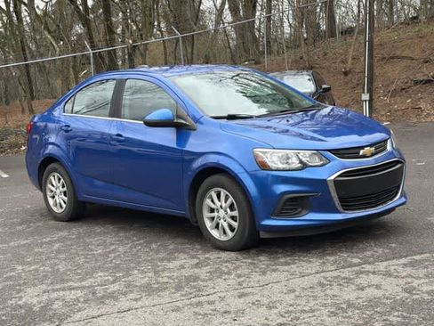Used 2018 Chevrolet Sonic LT w/ Convenience Package image 22