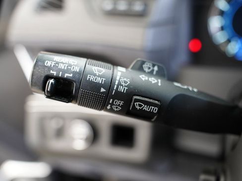 Used 2018 Cadillac Escalade Platinum image 14