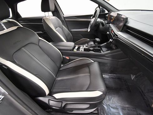 Certified 2025 Kia K5 GT-Line image 17