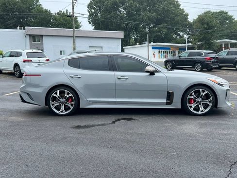 Used 2019 Kia Stinger GT2 AWD/4WD image 5