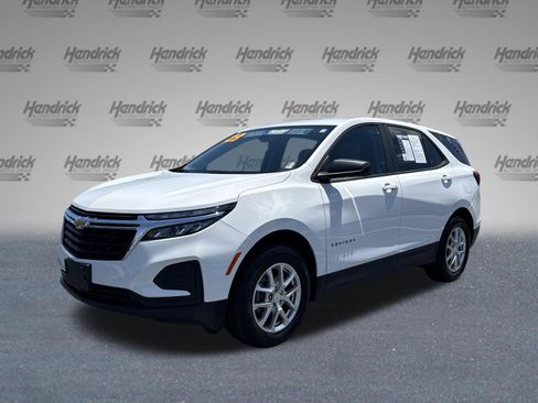 Used 2023 Chevrolet Equinox LS w/ LS Convenience Package AWD/4WD image 5