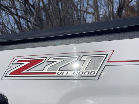 Certified 2017 Chevrolet Silverado 1500 LT w/ All Star Edition image 19