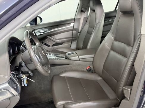 Used 2015 Porsche Panamera 4S image 11