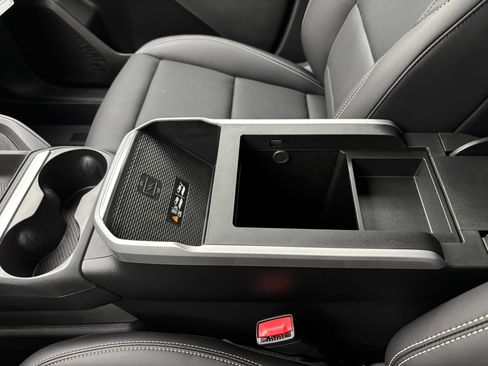 New 2027 GMC Terrain Elevation w/ Elevation Premium Package FWD image 29