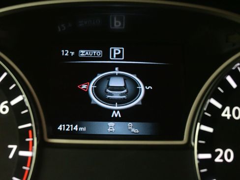 Used 2020 Nissan Pathfinder SL image 29