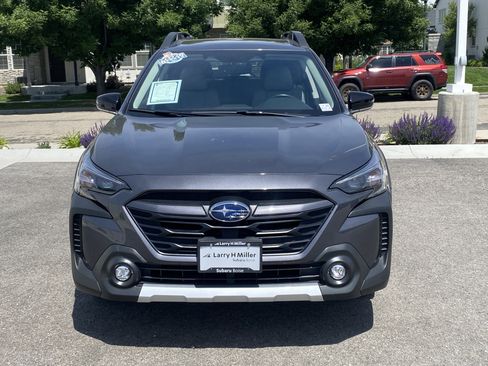 Certified 2025 Subaru Outback Limited AWD/4WD image 9